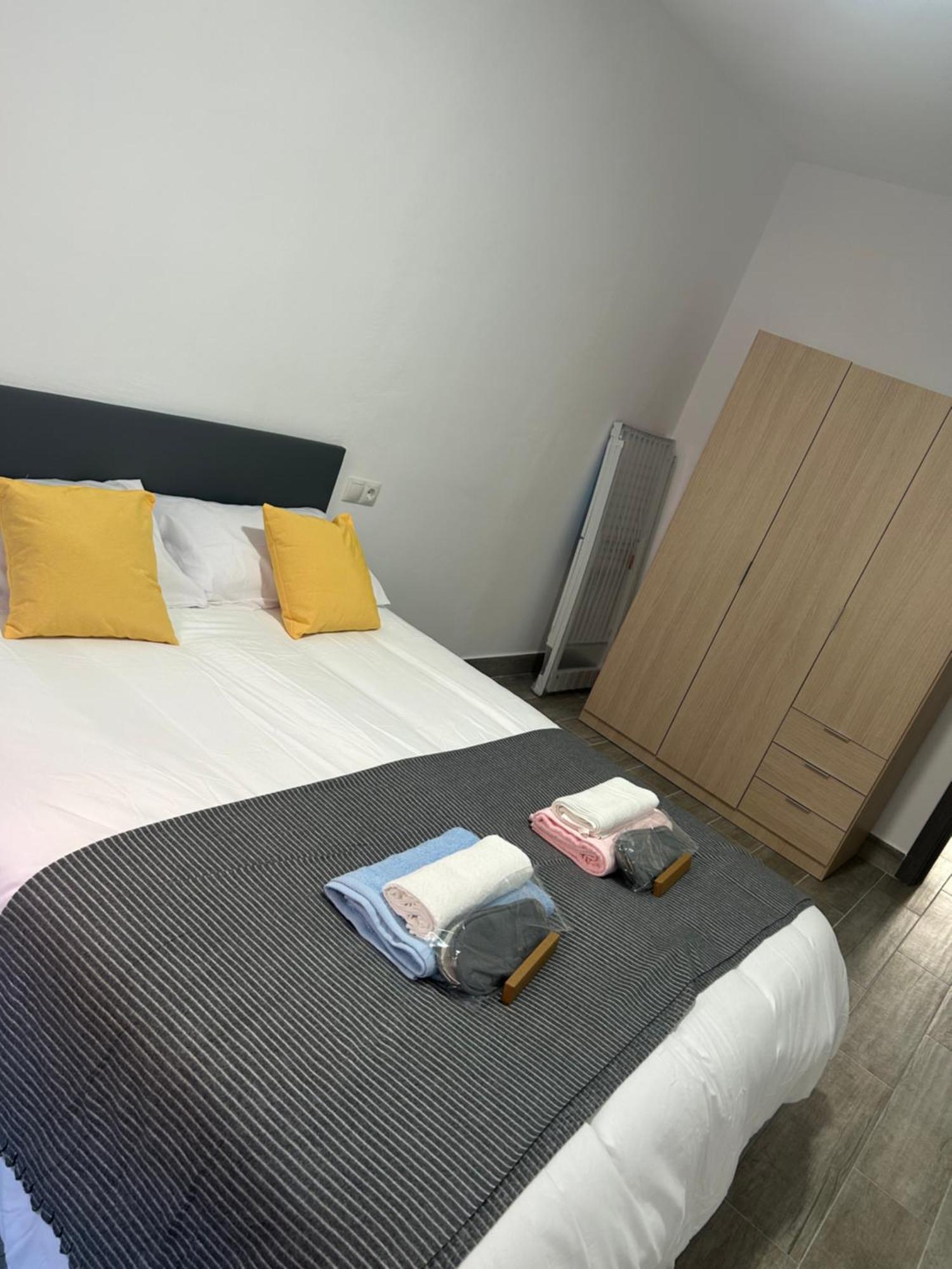 Apartamento Tejares 2A Малага Екстериор снимка